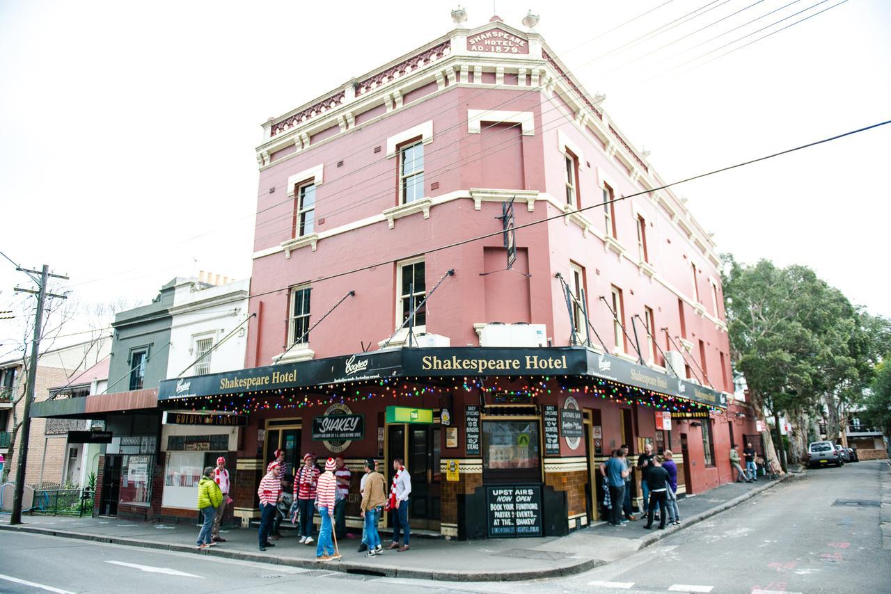 Shakespeare Hotel Surry Hills Rum bild